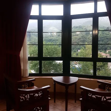 Apartamentos Villa De Cabrales Apartment