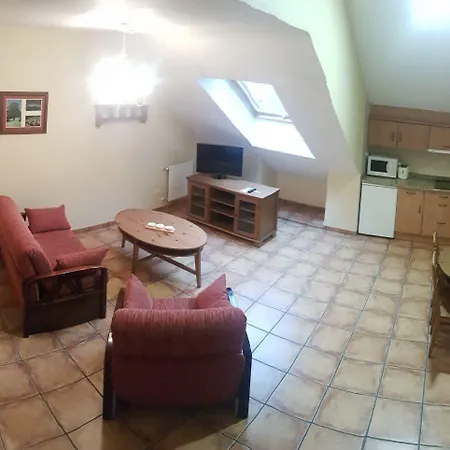 Apartamentos Villa De Cabrales Apartment *