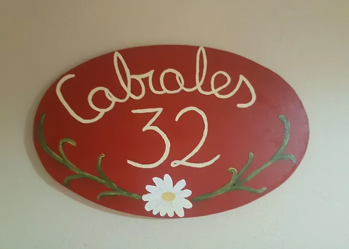 Apartamentos Villa De Cabrales *